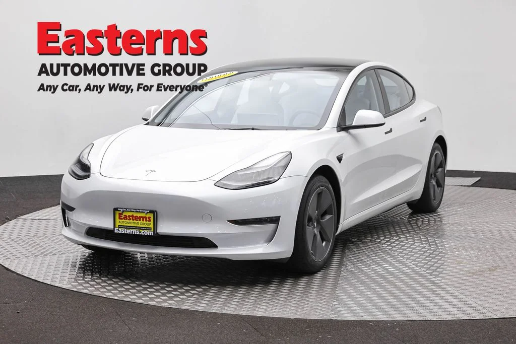 Used 2023 White Tesla Base image 1