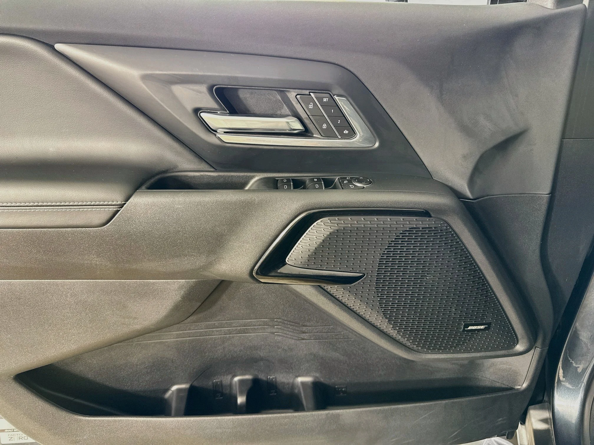 Used 2026 Blue Smoke Metallic Chevrolet LT - Max Range image 20