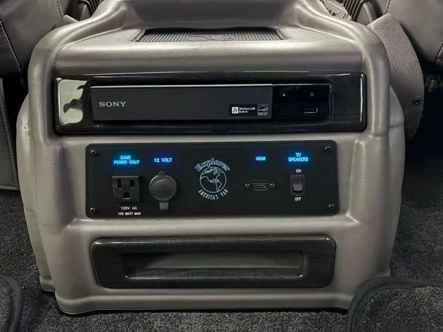 2026 GMC Savana Cargo Work Van - Photo 44
