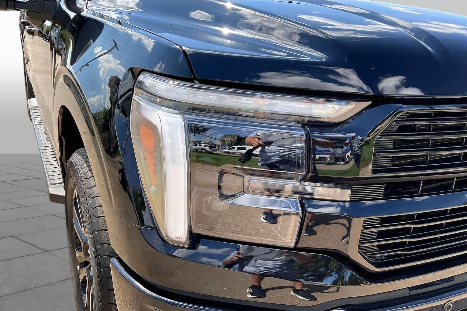 2026 Ford F-150 Platinum - Photo 13