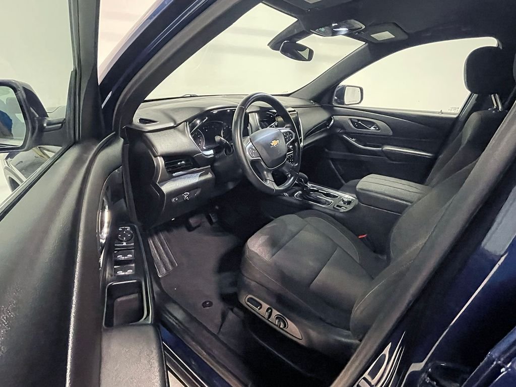 Used 2023 Blue Chevrolet LT image 3