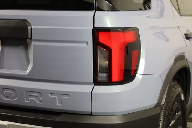 Used 2026 Gray Honda AWD RTL image 32