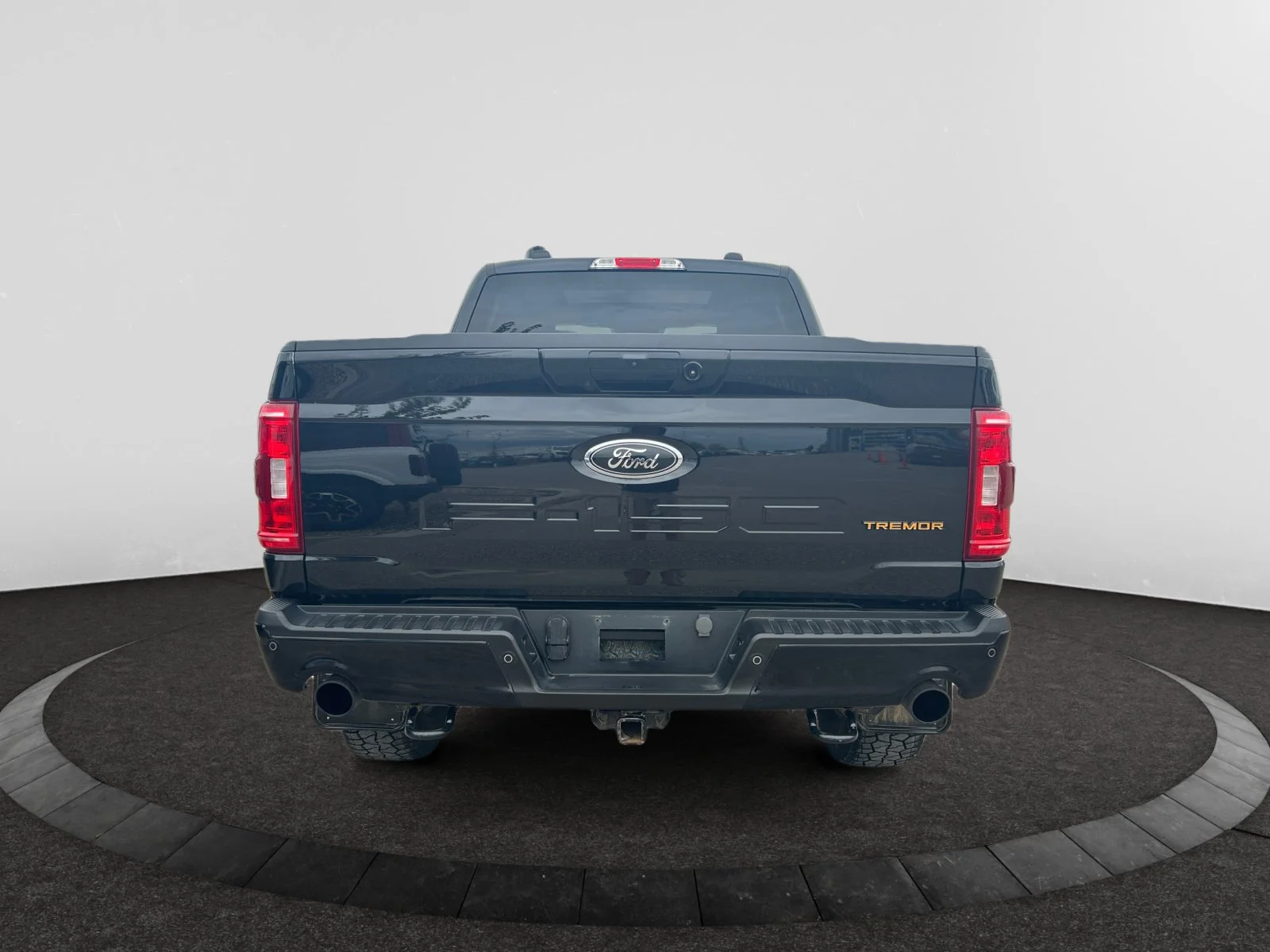 Used 2023 Black Ford TREMOR SuperCrew image 4