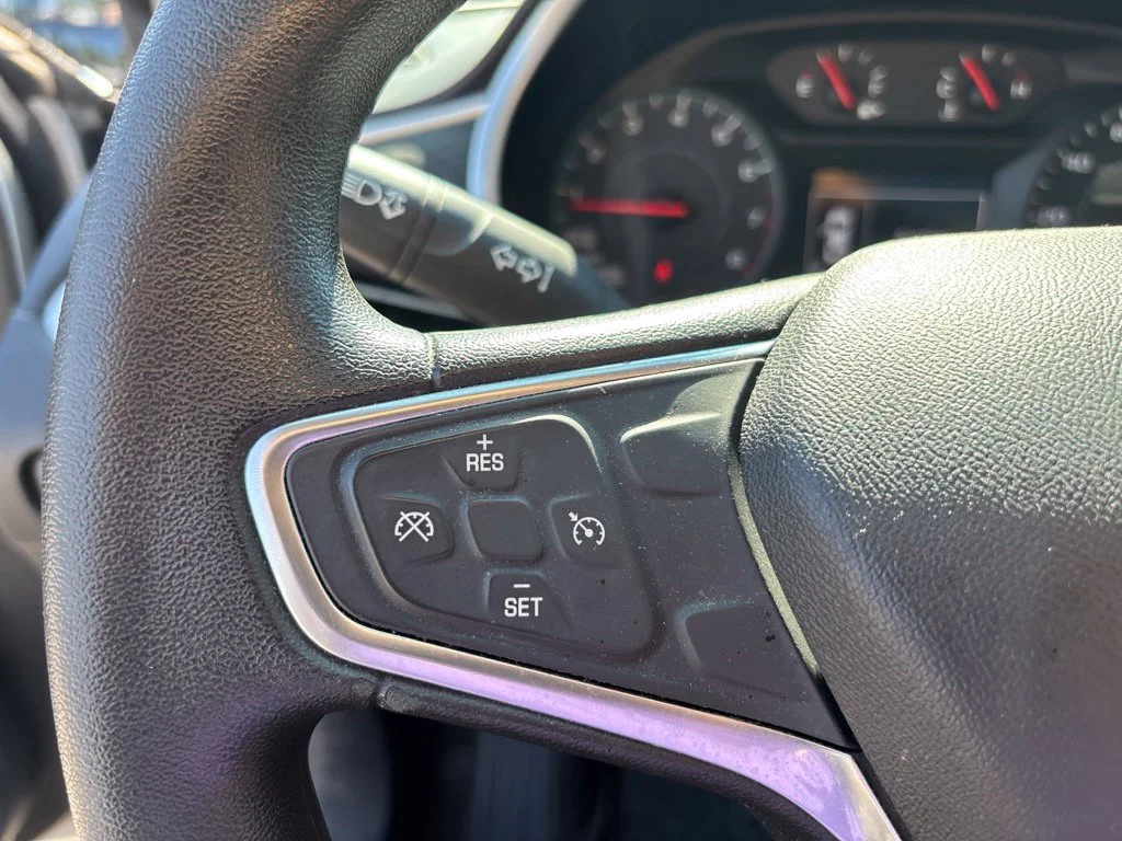 Used 2018 Silver Chevrolet LS image 19