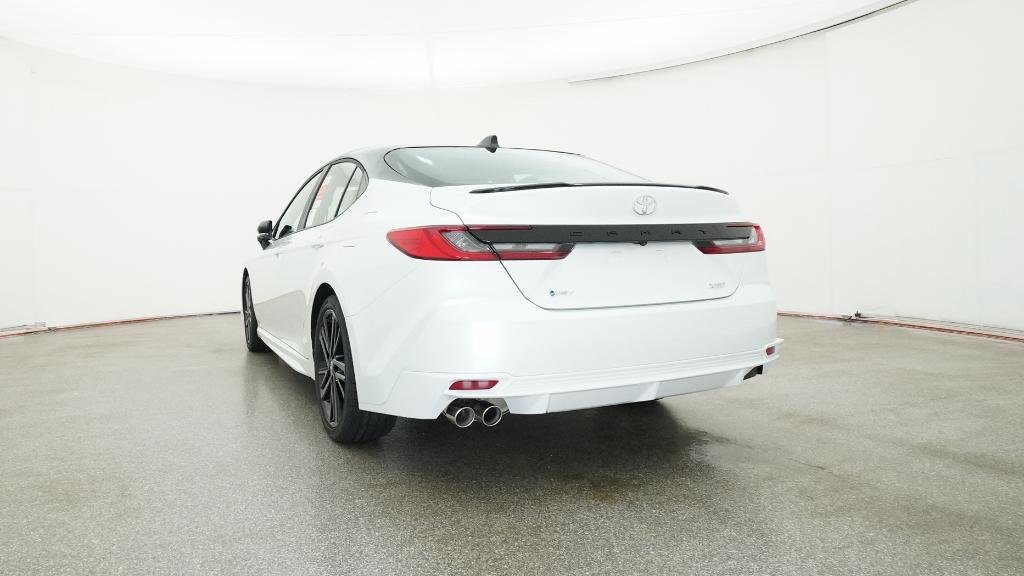 New 2026 Wind Chill Pearl with Midnight Black Metallic roof Toyota XSE image 8