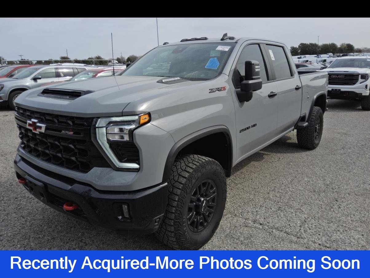 2024 Chevrolet Silverado HD ZR2 4WD Crew Cab Standard Box's photo
