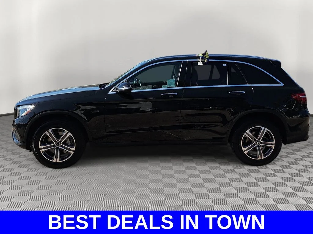 Used 2019 Black Mercedes-Benz GLC 350e image 6