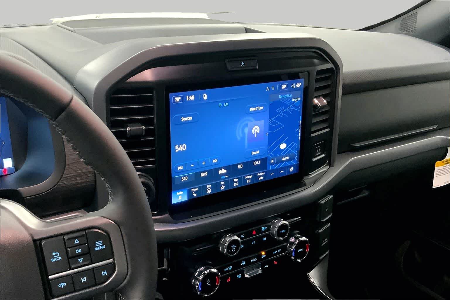 New 2026 Oxford White Ford XLT image 5