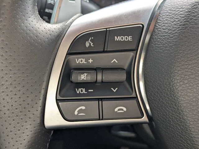 Used 2019 Silver Hyundai Sport image 25