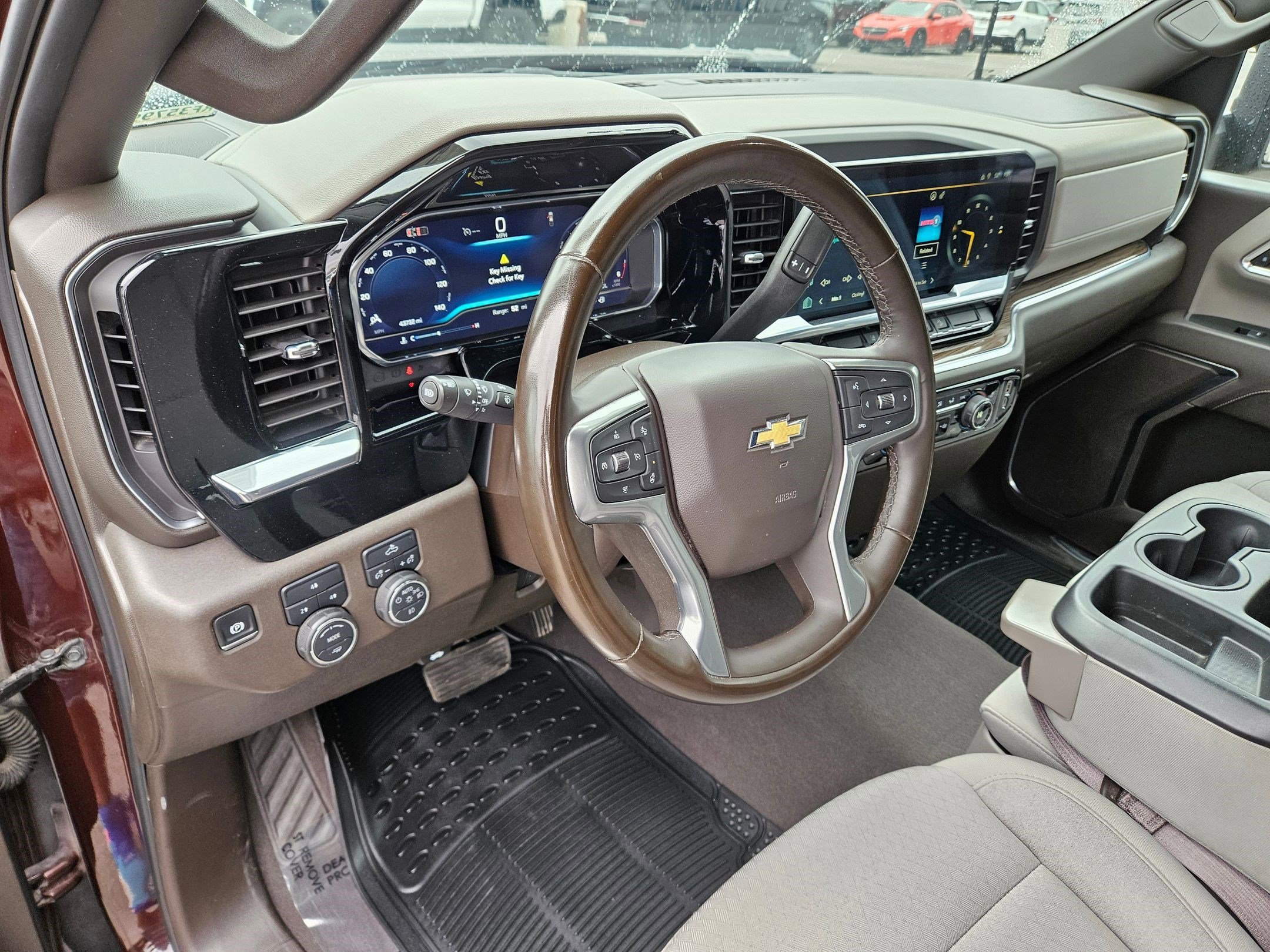 Used 2024 Auburn Metallic Chevrolet LT image 14