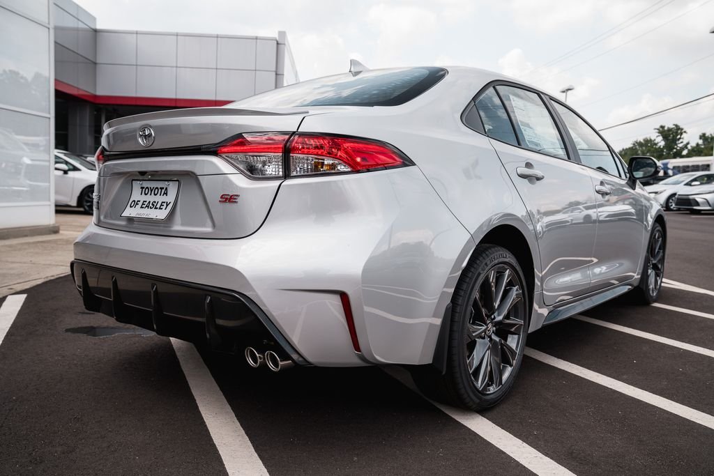 New 2026 Classic Silver Metallic Toyota SE image 7