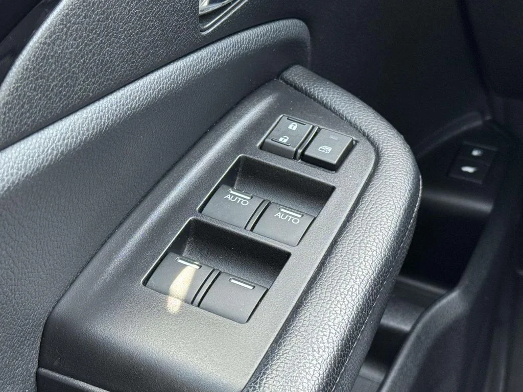 Used 2019  Honda Touring image 28