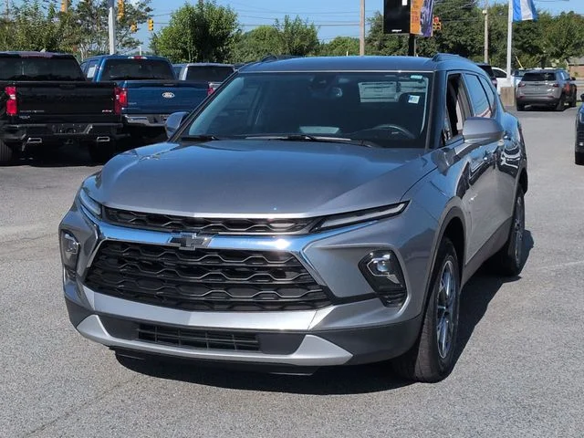 Used 2023 Gray Chevrolet LT image 7
