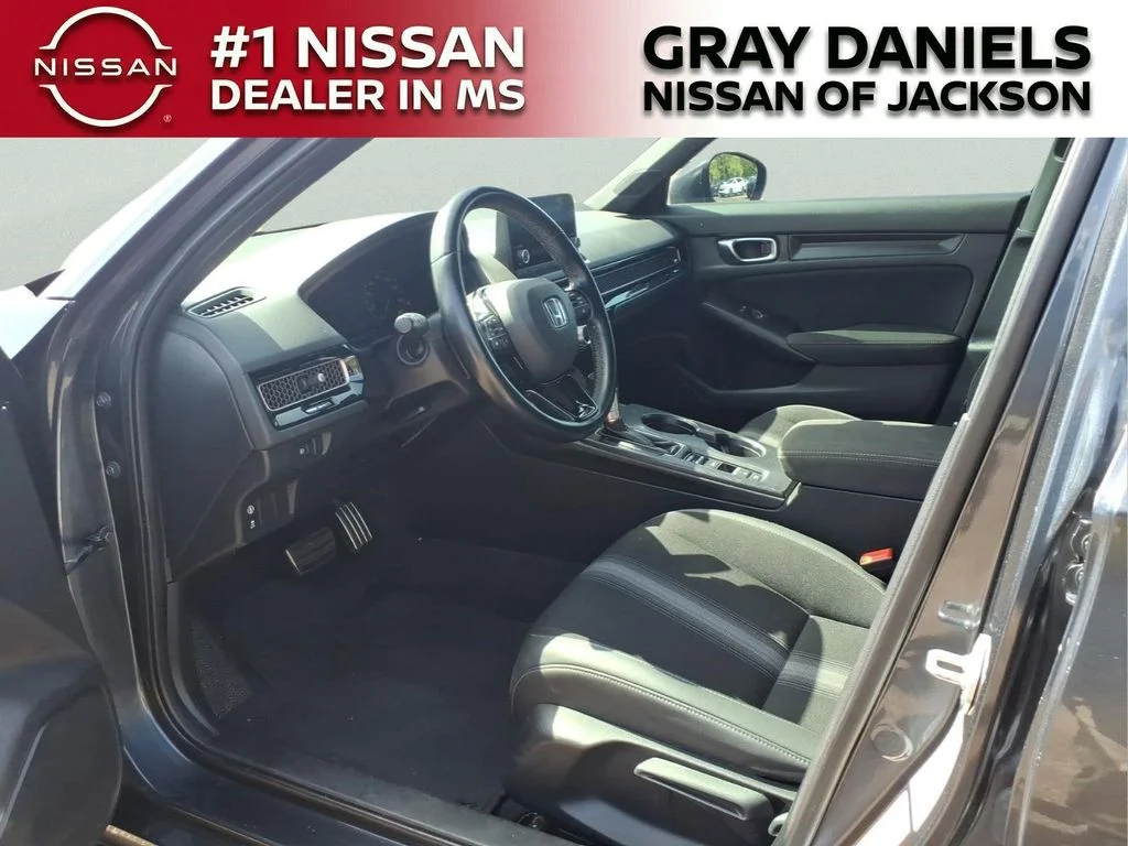 Used 2023  Honda Sport image 24