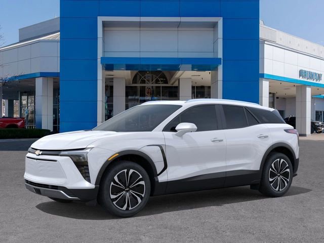 New 2026 Summit White Chevrolet LT image 3