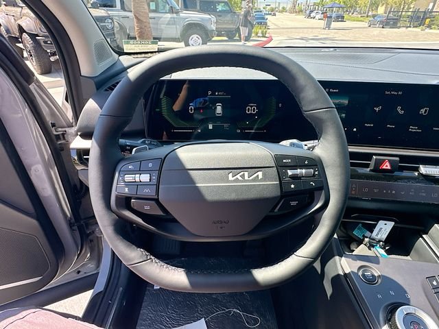 New 2026 Wolf Gray Kia EX image 11