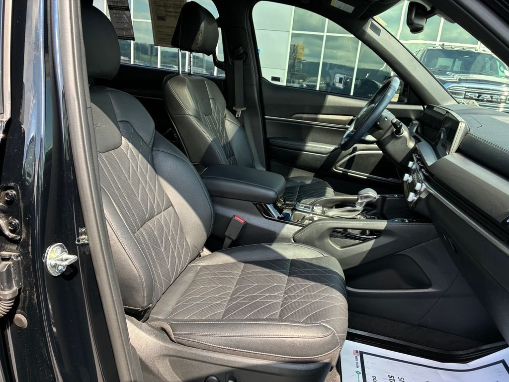Certified Used 2025 Black Kia EX X-Line image 22