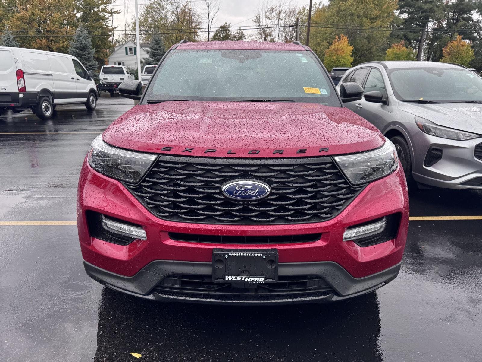 Used 2023 Rapid Red Metallic Tinted Clearcoat Ford ST-Line image 2