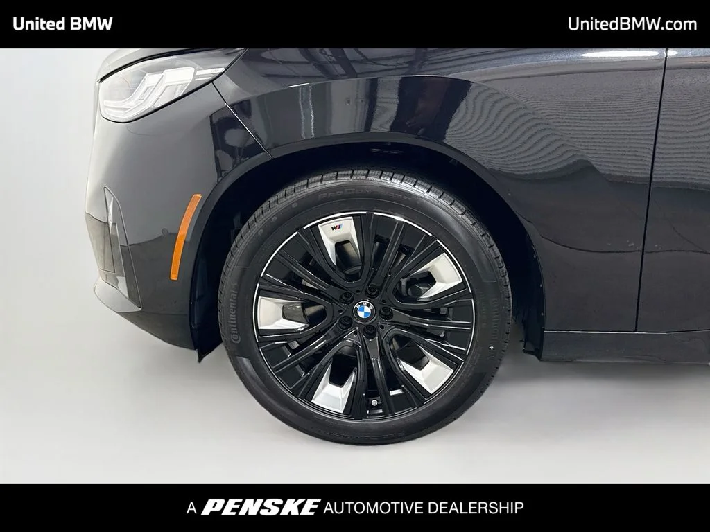 New 2026 Black Sapphire Metallic BMW 30 xDrive image 2