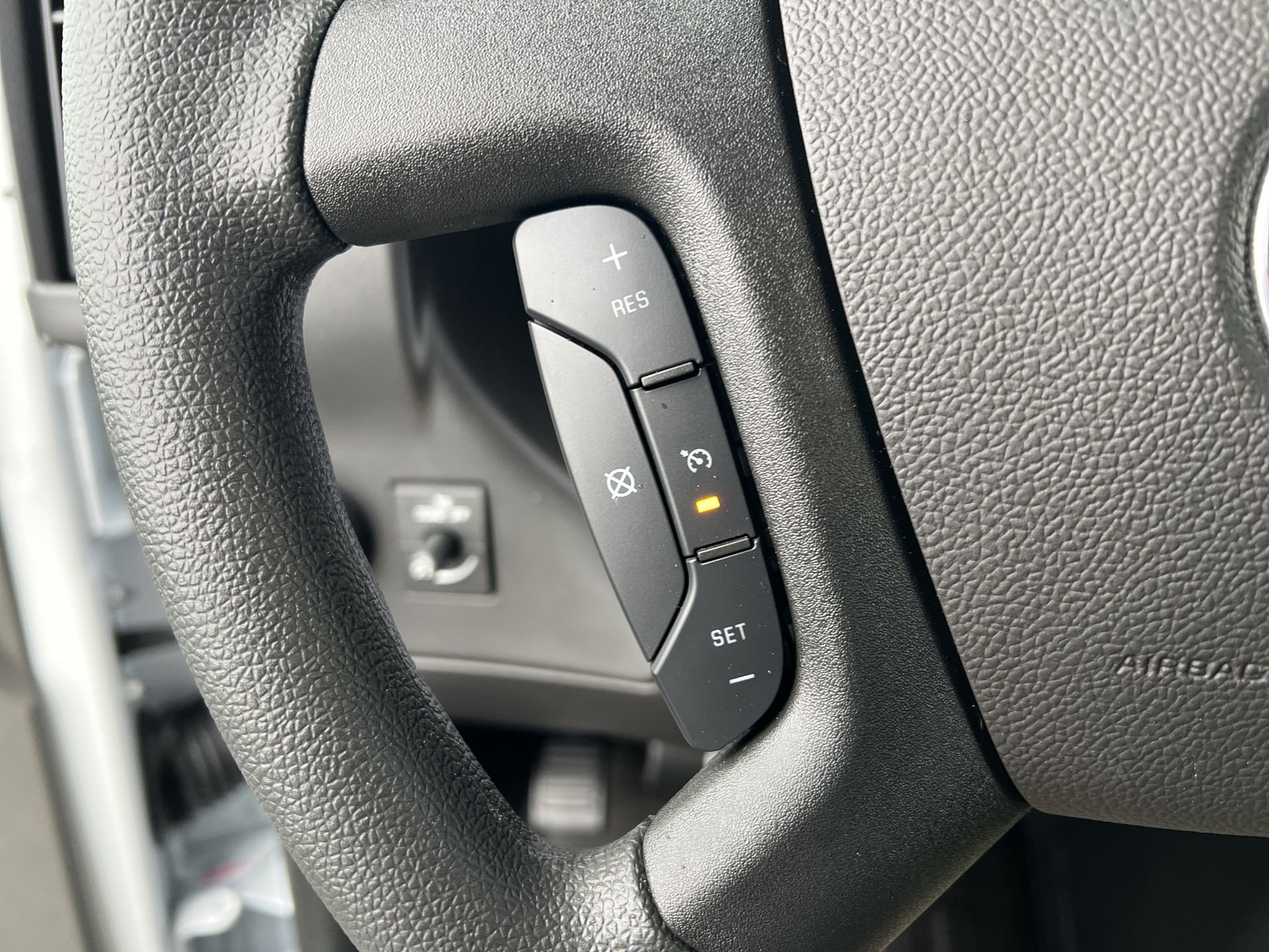 2025 Chevrolet Express Cargo Work Van - Photo 19
