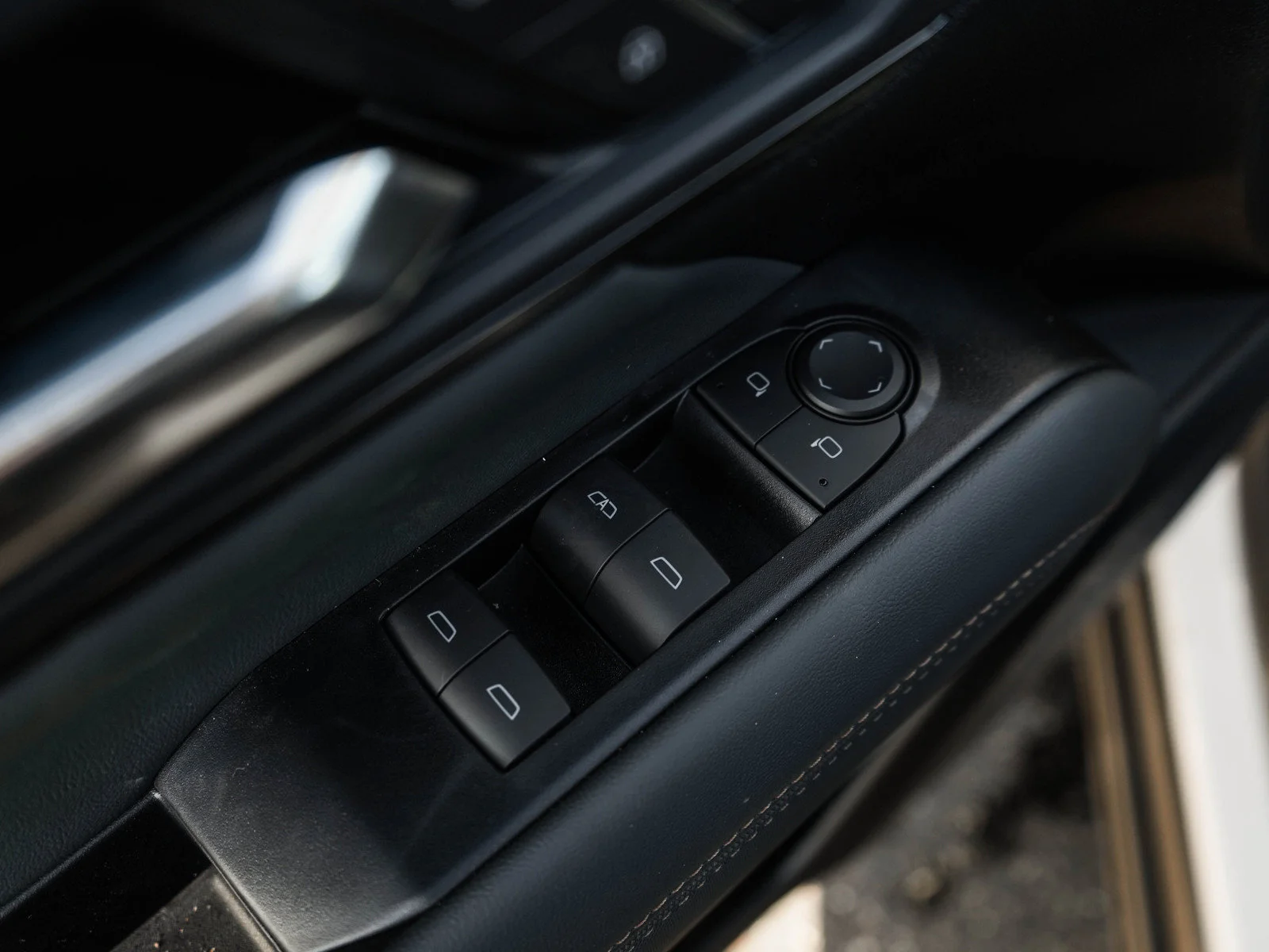 2027 GMC Terrain AT4 - Photo 17