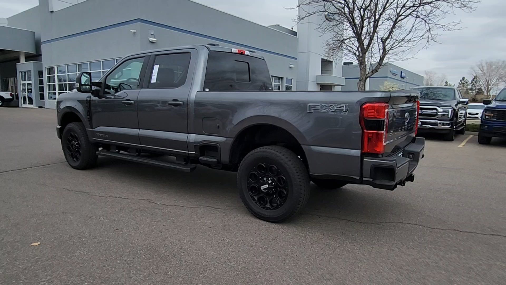 New 2026 Carbonized Gray Metallic Ford LARIAT image 22