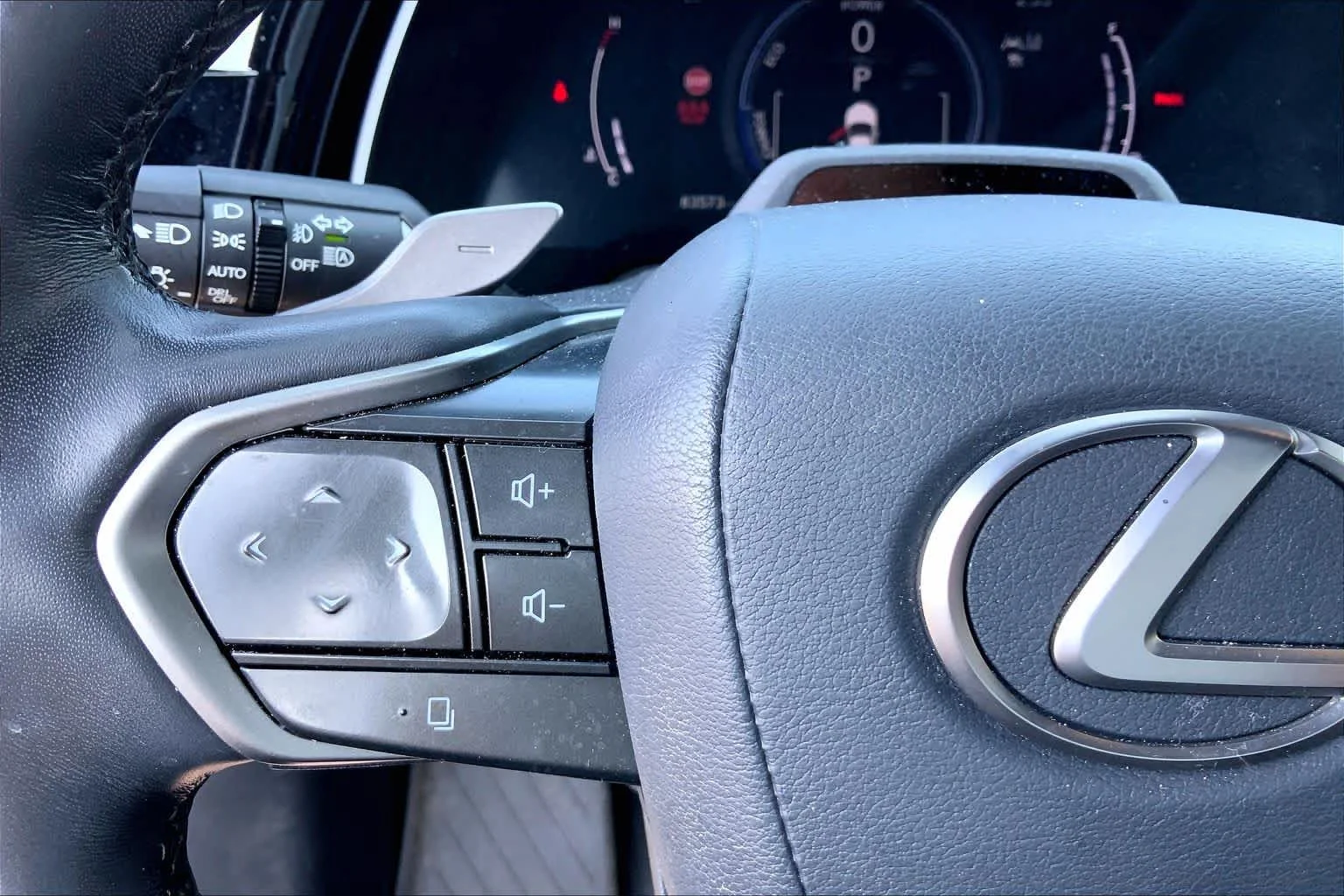 Used 2023 Caviar Lexus Luxury image 24