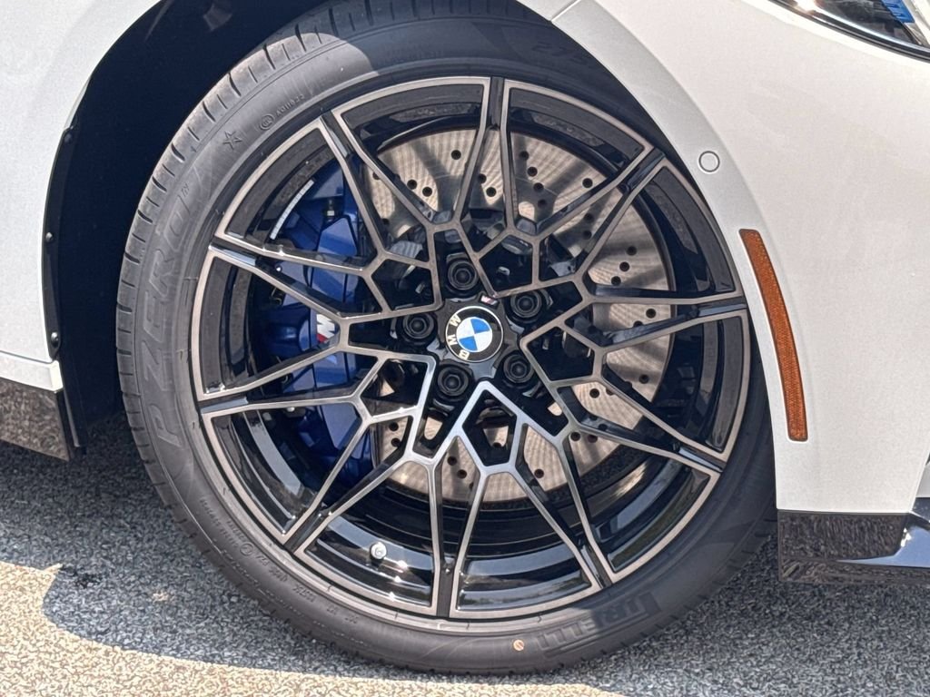 New 2027 Alpine White BMW Competition image 19