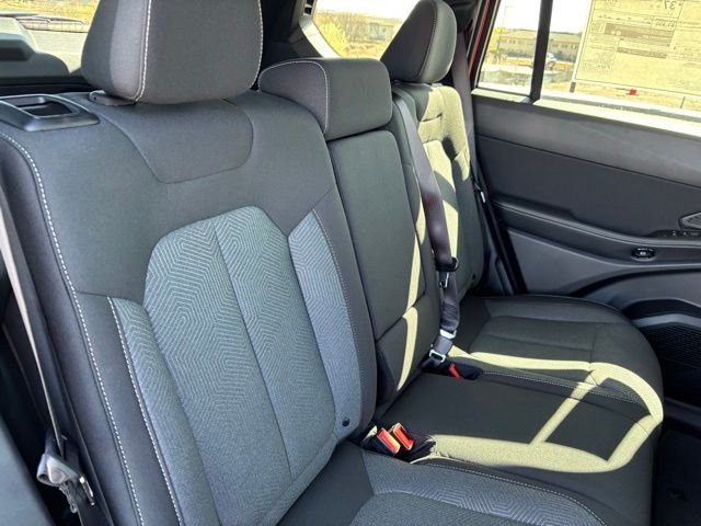 New 2026 Red Hot Pearl-Coat Exterior Paint Jeep Laredo image 19