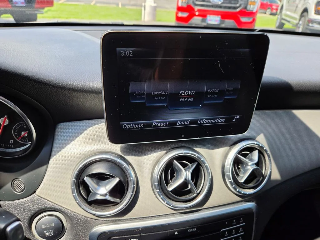 Used 2018 White Mercedes-Benz CLA 250 image 7