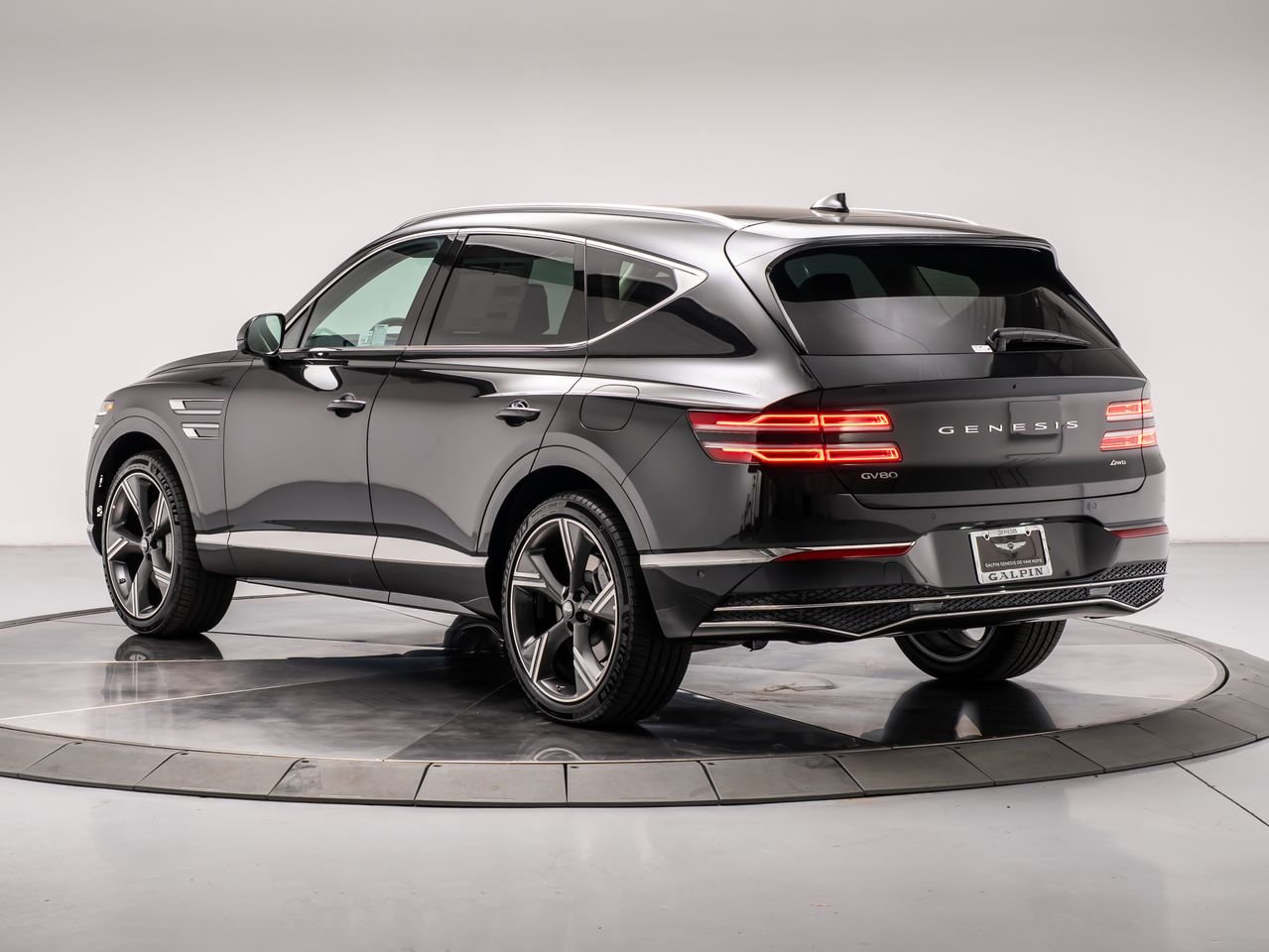 New 2026 Vik Black Genesis 2.5T PRESTIGE image 3
