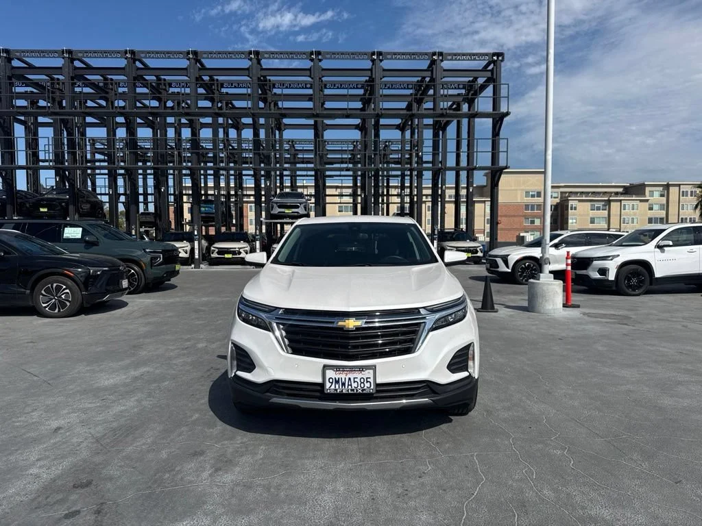 Used 2024 Iridescent Pearl Tricoat Chevrolet LT image 2