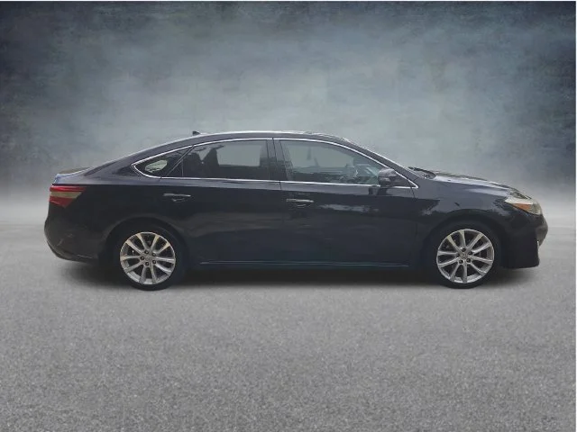 Used 2013 Black Toyota Limited image 18