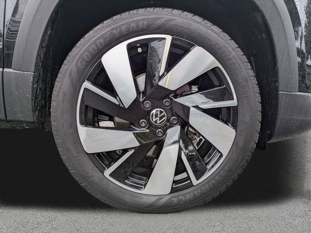 Used 2024 Black Volkswagen 1.5T SEL image 10