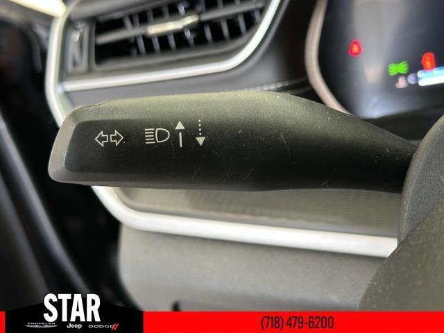 Used 2024 Diamond Black Crystal Pearlcoat Jeep Altitude image 32