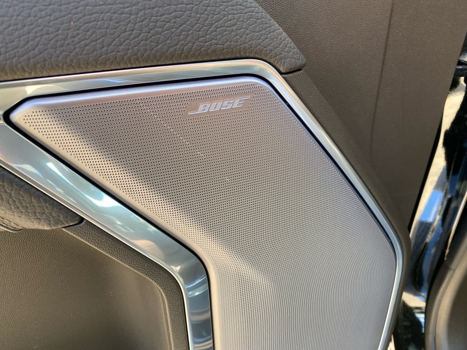 2026 GMC Sierra 1500 Denali - Photo 9