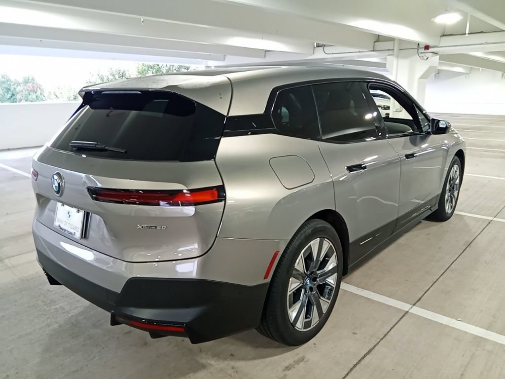 Certified Used 2024 Gray BMW xDrive50 image 5