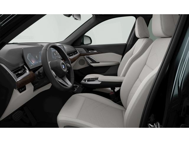 New 2027 Cape York Green Metallic BMW xDrive28i image 6