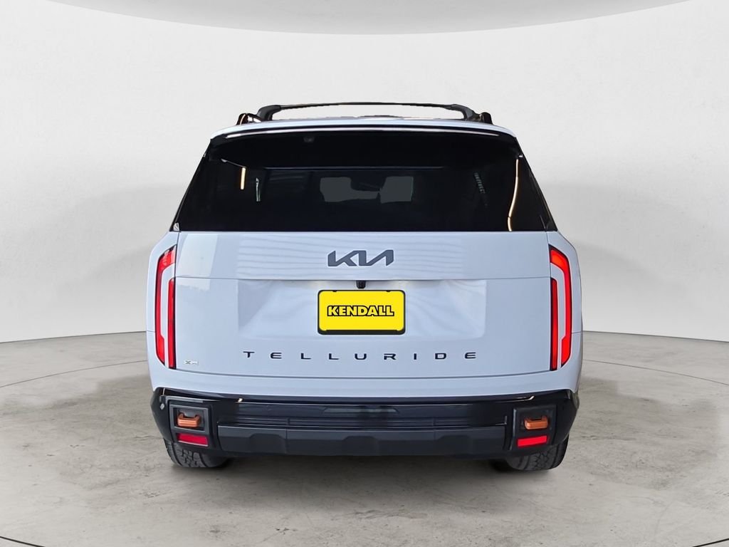 Used 2027 White Kia X-Pro SX-Prestige image 6