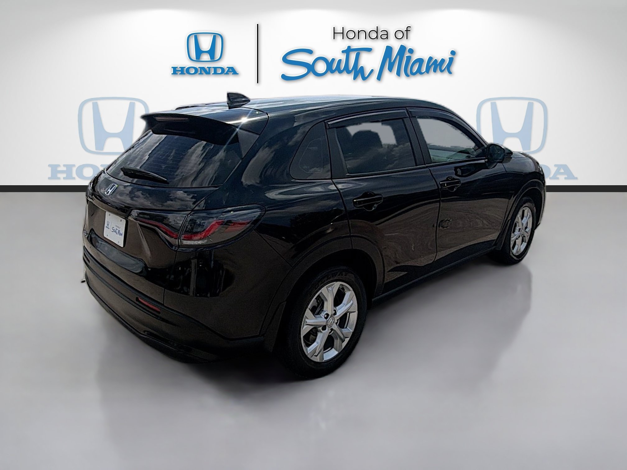 Used 2024 Crystal Black Pearl Honda LX image 7