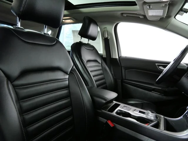 Used 2024 Gray Ford SEL image 11