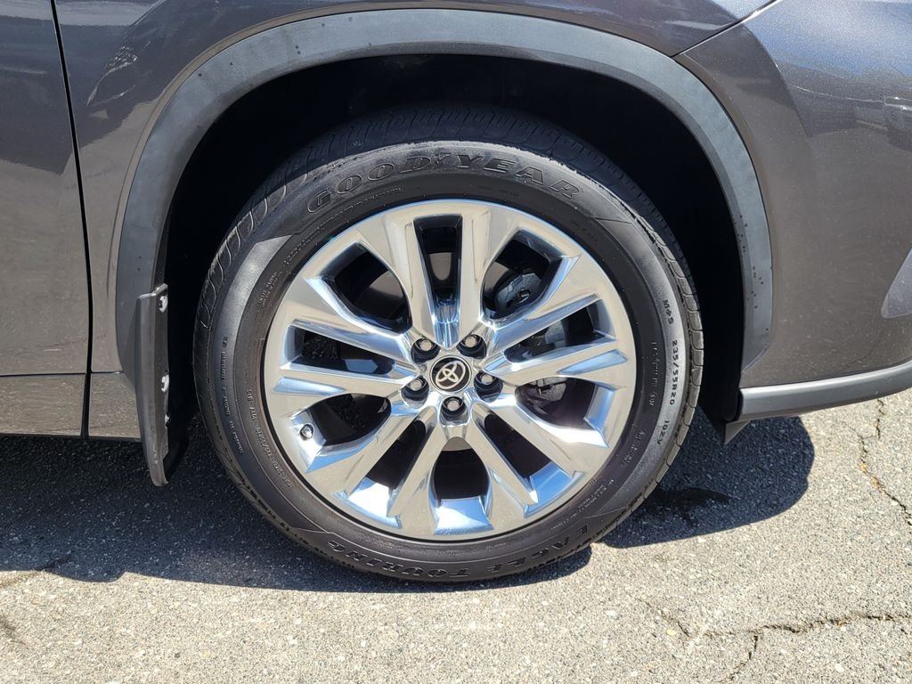 Used 2024 Gray Toyota Limited image 6