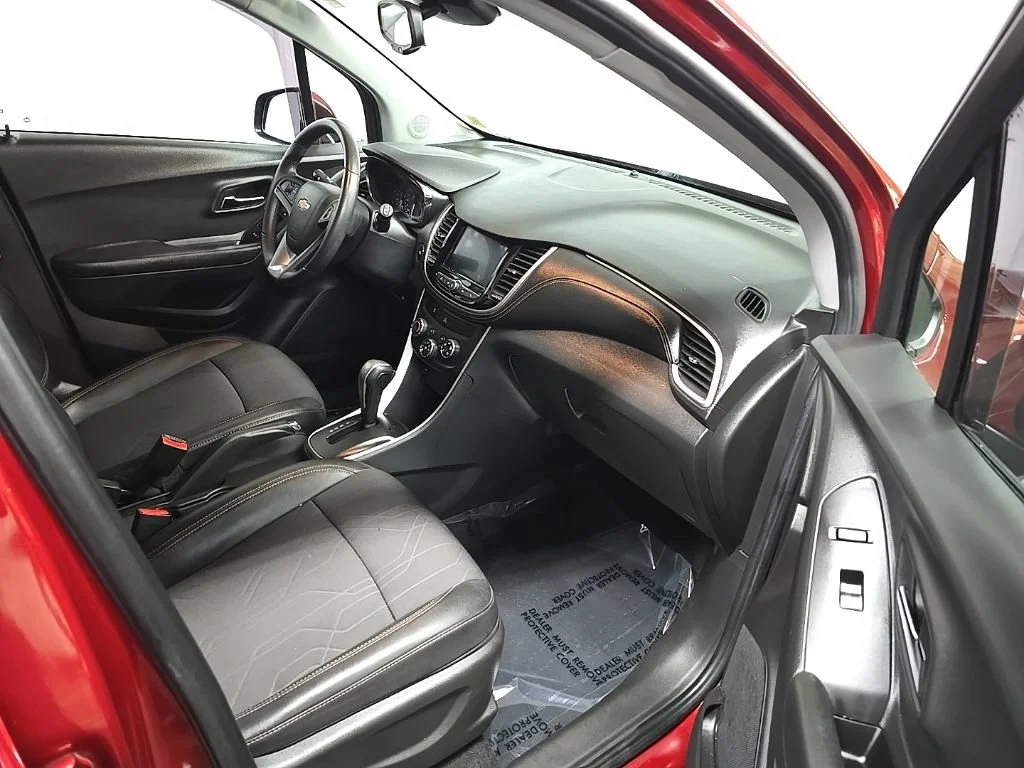 Used 2021 CRIMSON METALLIC Chevrolet LT image 15