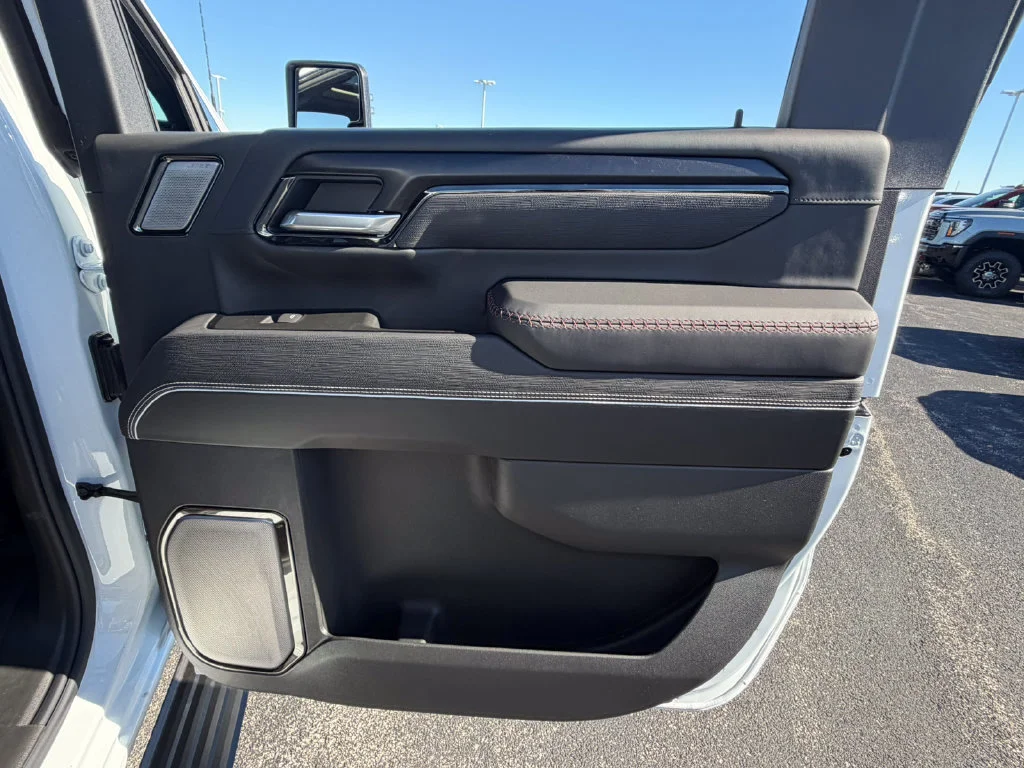 2026 GMC Sierra 2500HD AT4X - Photo 33