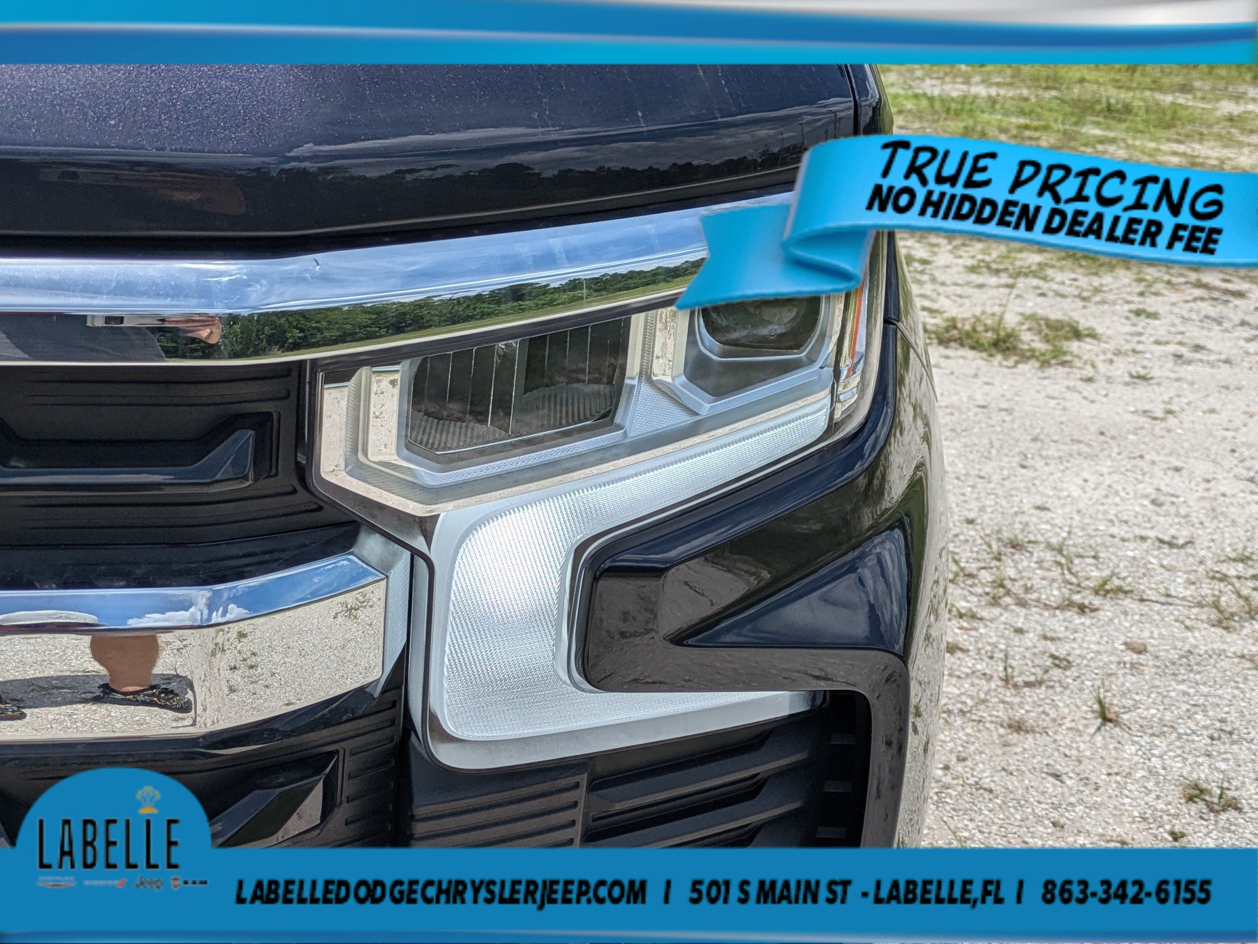 Used 2024 Dark Ash Metallic Chevrolet LT image 9