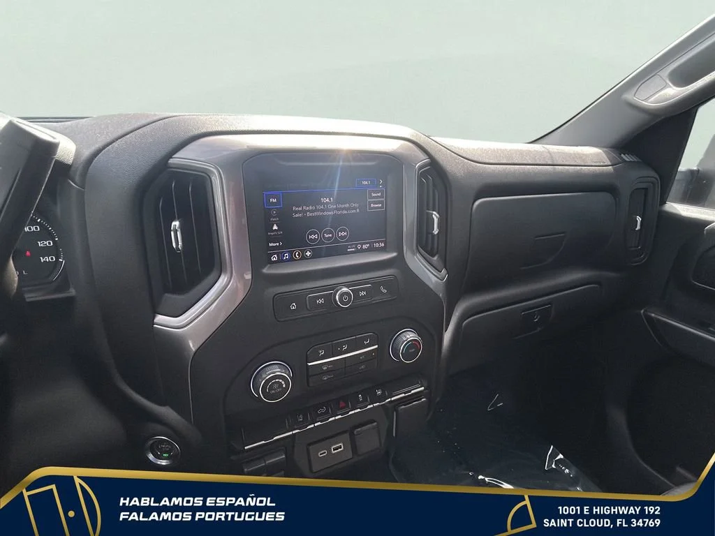 Used 2025 Summit White Chevrolet Custom image 18