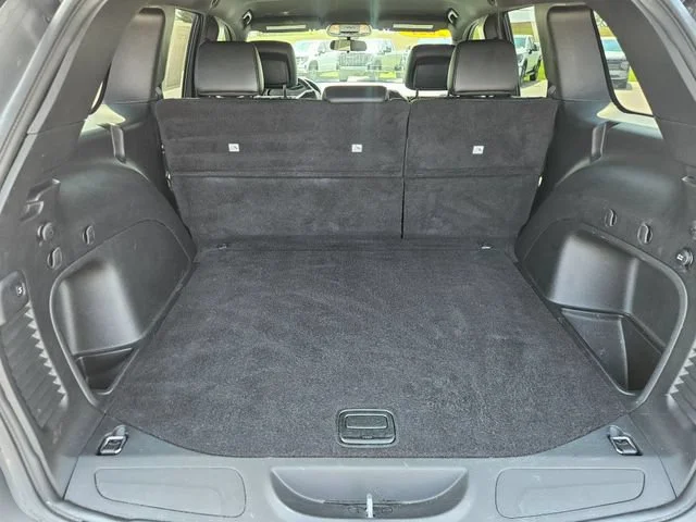 Used 2021 Gray Jeep Laredo X image 23
