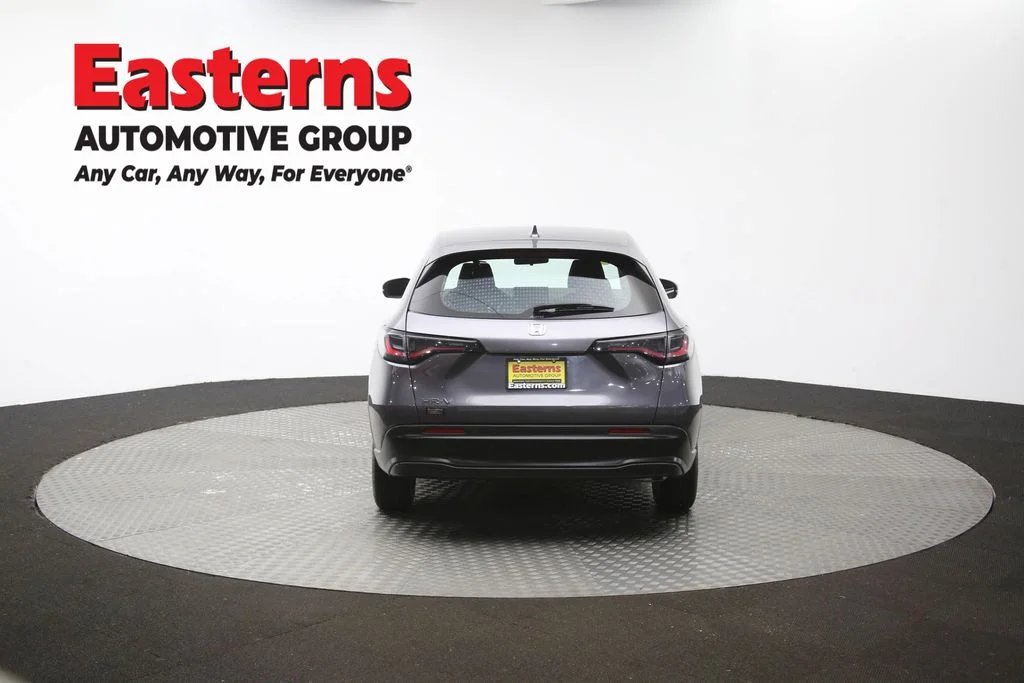 Used 2023 Gray Honda LX image 37