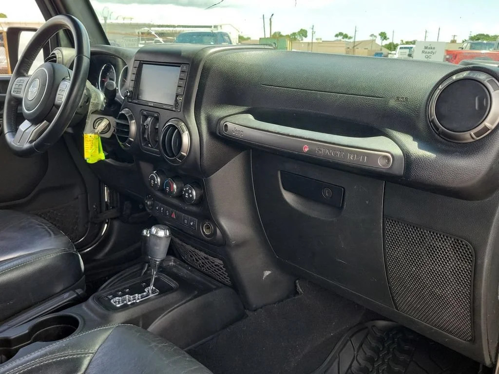 Used 2018 Gray Jeep Altitude 4x4 image 25