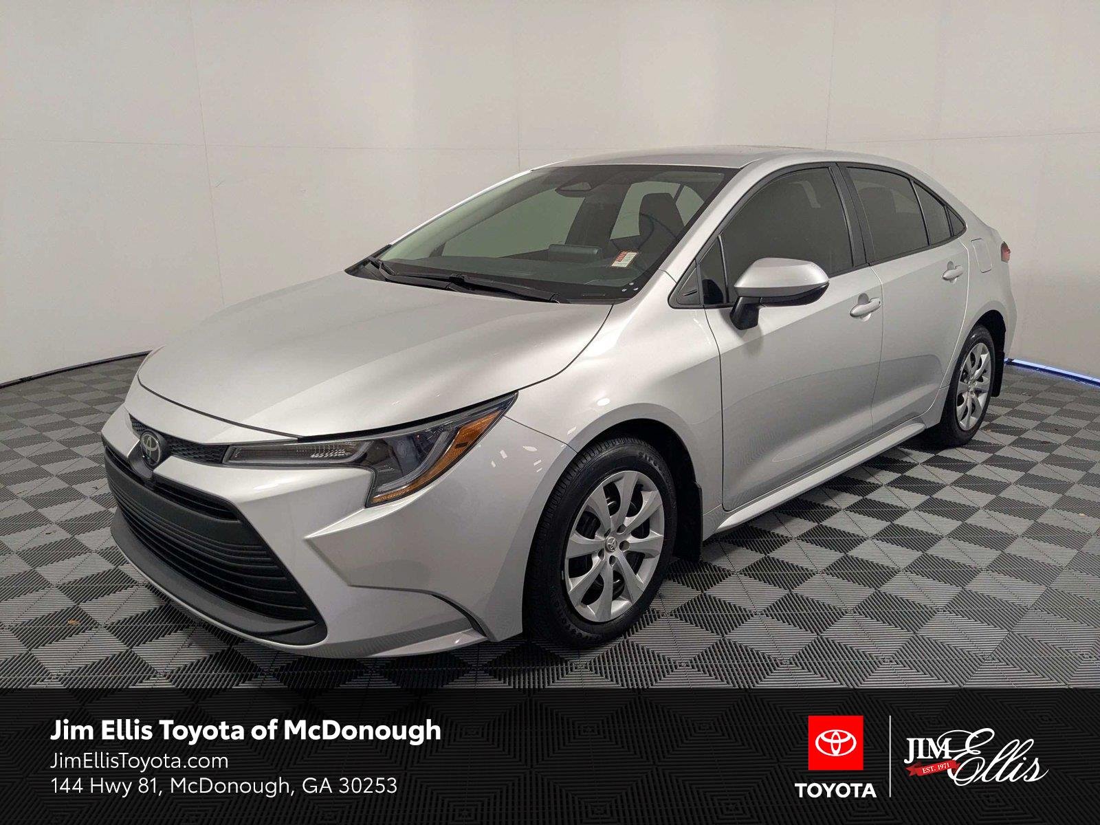 Used 2025 Classic Silver Metallic Toyota LE image 1